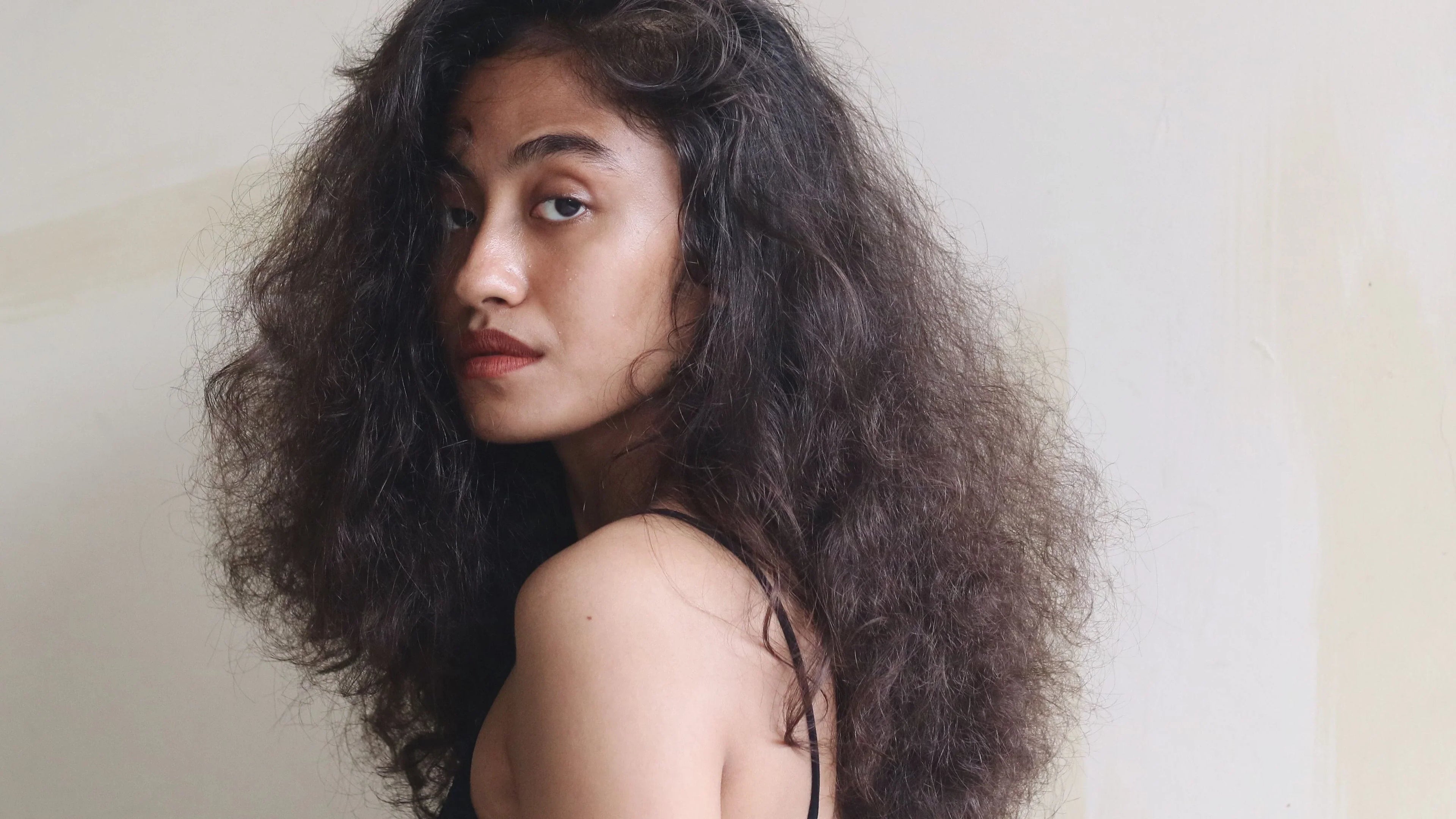 Cheveux mousseux & volumineux